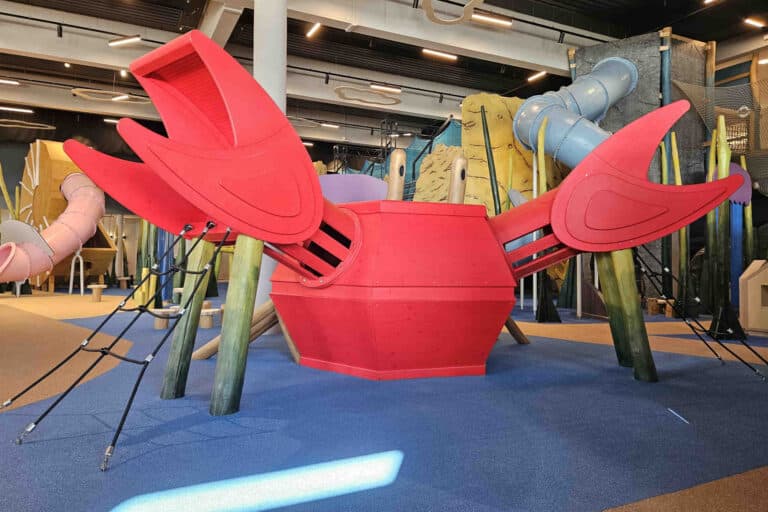 Groemitz_indoor_spielplatz_krabbe