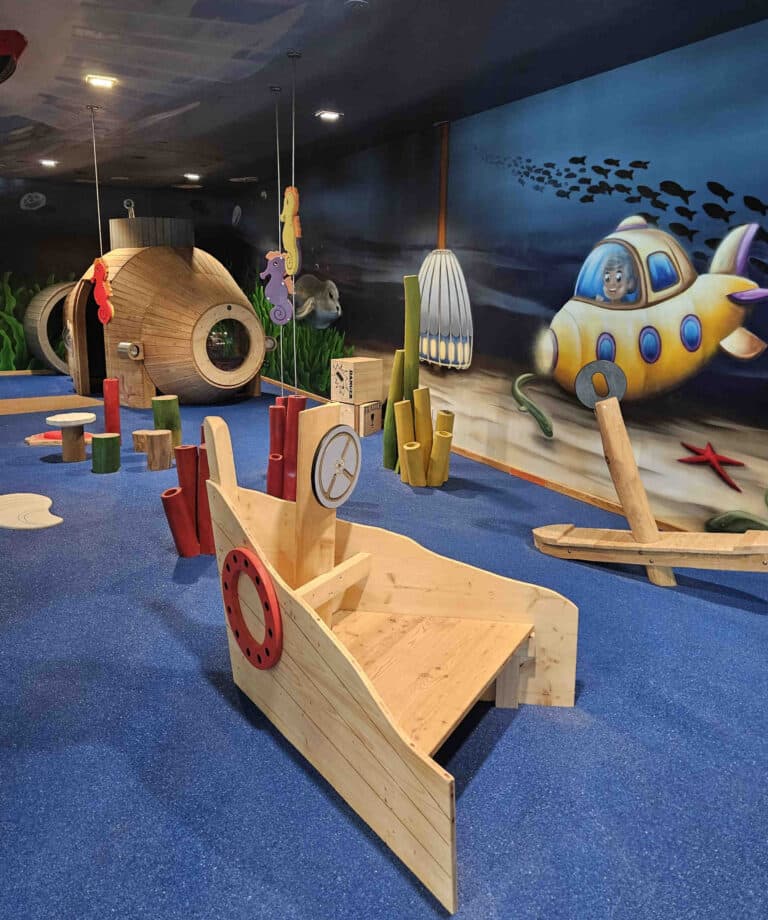 Groemitz_indoor_spielplatz_uboot
