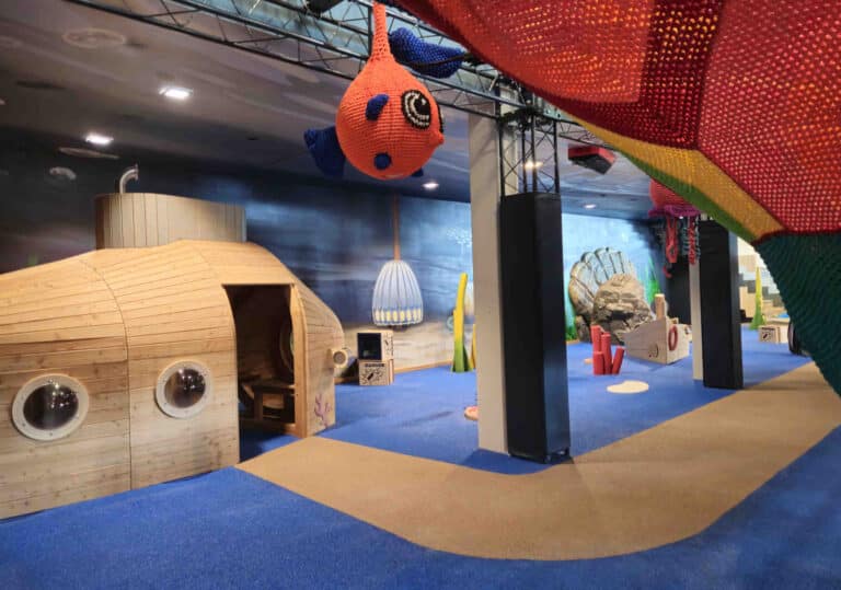 Groemitz_indoor_spielplatz_uboot2